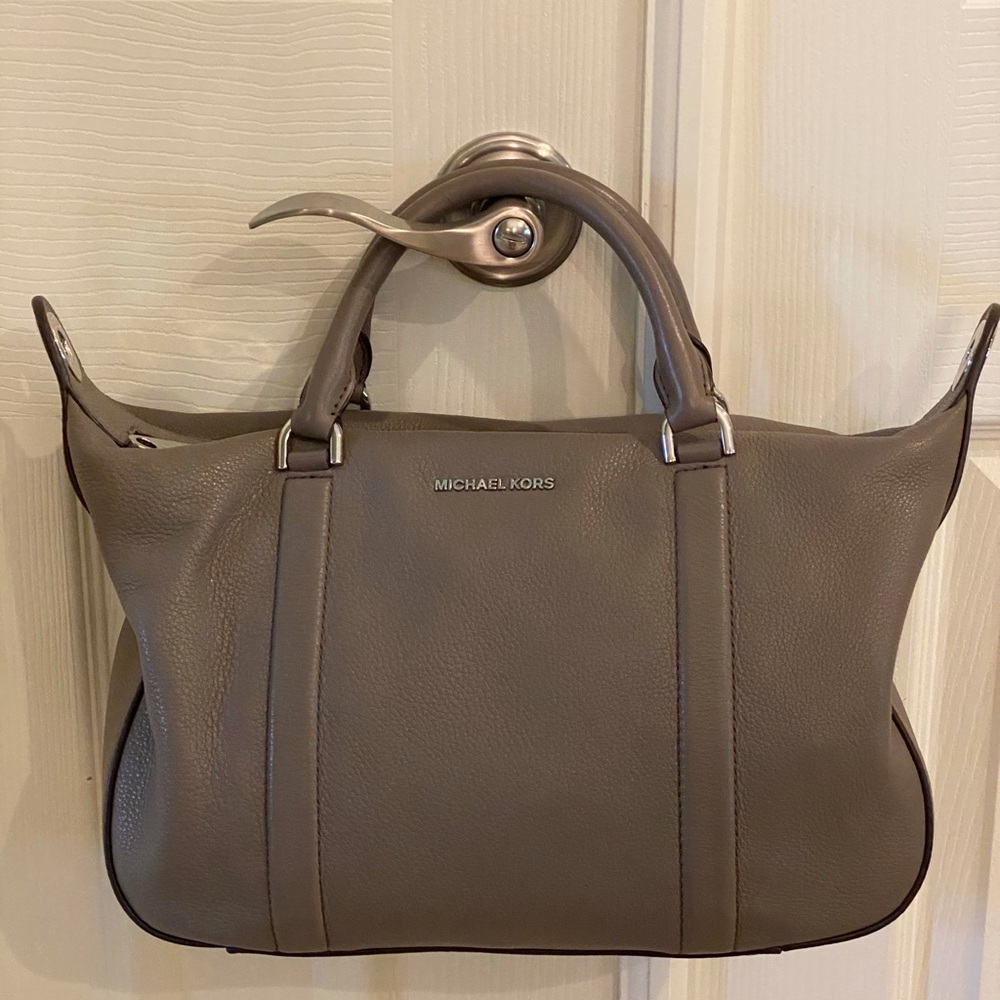 MICHAEL KORS Taupe Large Pebbled Leather Satchel